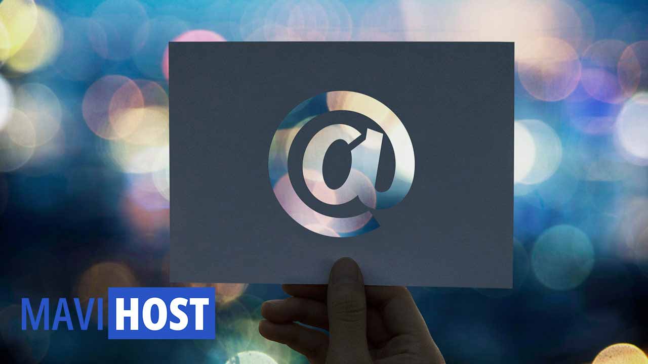 e-posta ve web postasını karşılaştırma